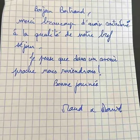 Le Silence Des Toits / Silence Under The Roofs * Lyon